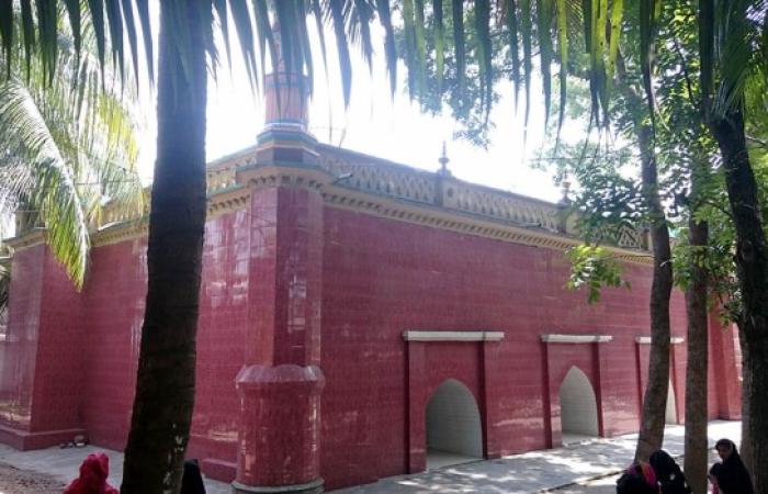 সাতৈর মসজিদ, বোয়ালমারী